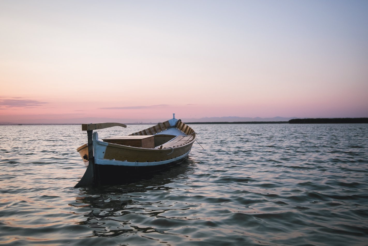 Paseo en barca por la albufera de valencia