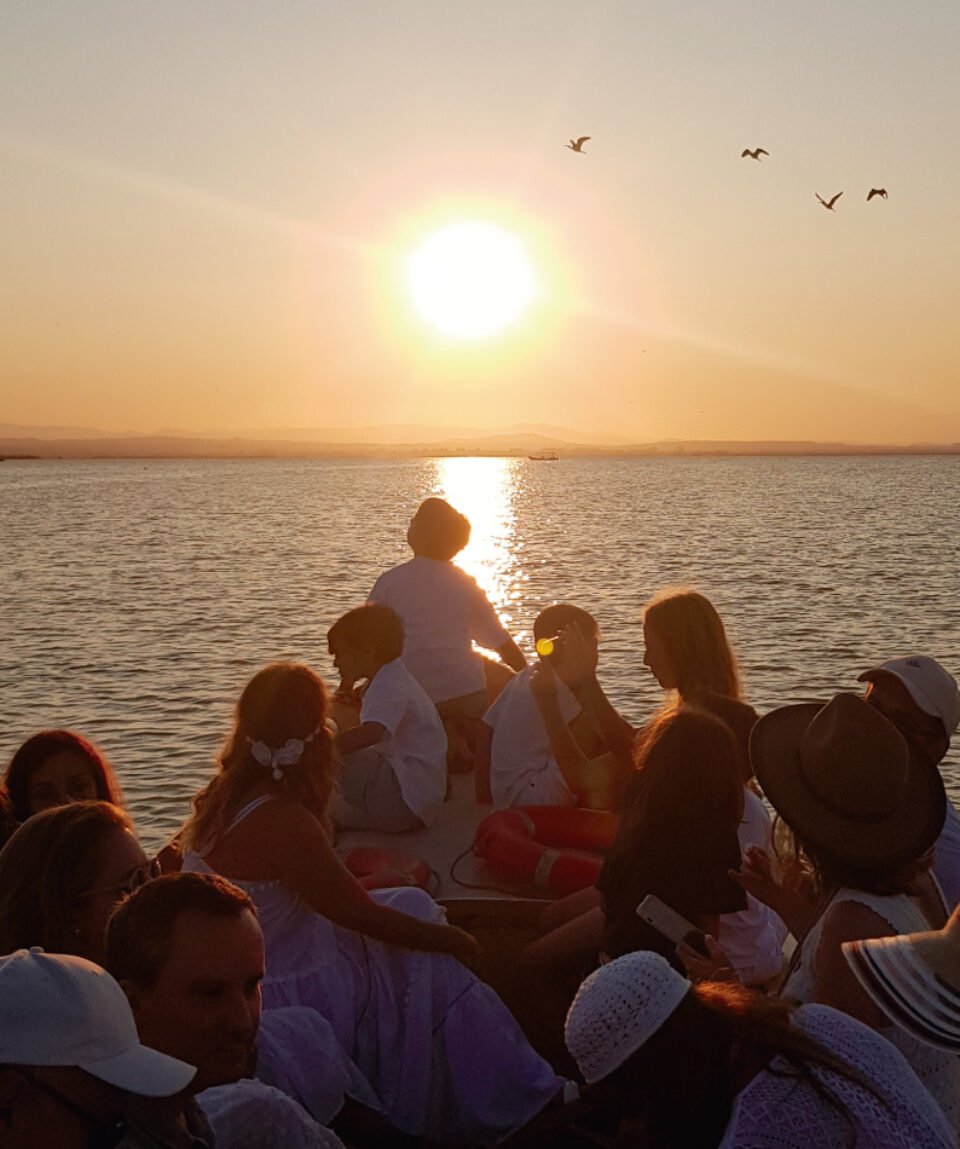 celebra-cumpleanos-aperitivo-en-la-albufera-paseo-en-barca-palmar-por-tu-cumpleanos-10